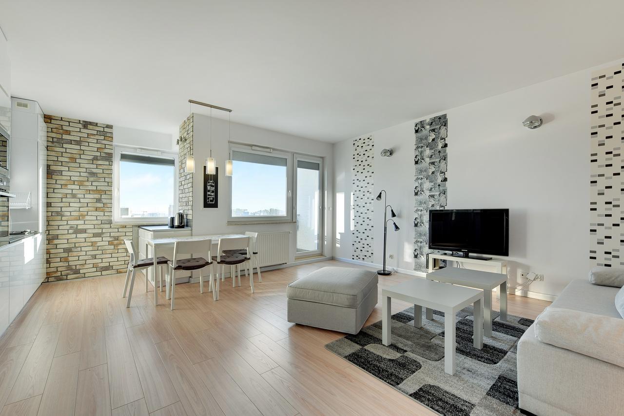 Aviator Modern 50 Apartment *